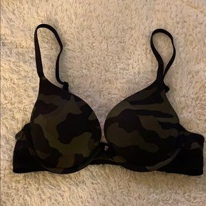 Pink Victoria’s Secret Everywhere Push-up. 34A